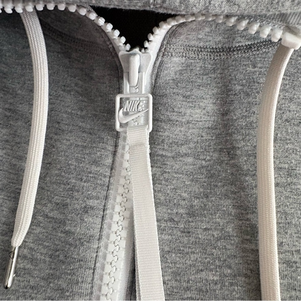 NIKE x SACAI sz M Tech Fleece Jacket Gray White Ruffle Full Zip 716911 - Picture 11 of 15